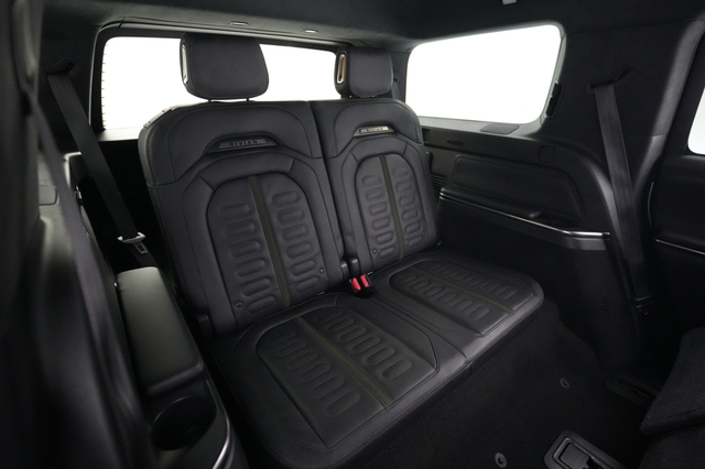 2023 Rivian R1S