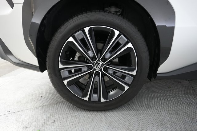 2023 Toyota bZ4X — photo 17 of 23