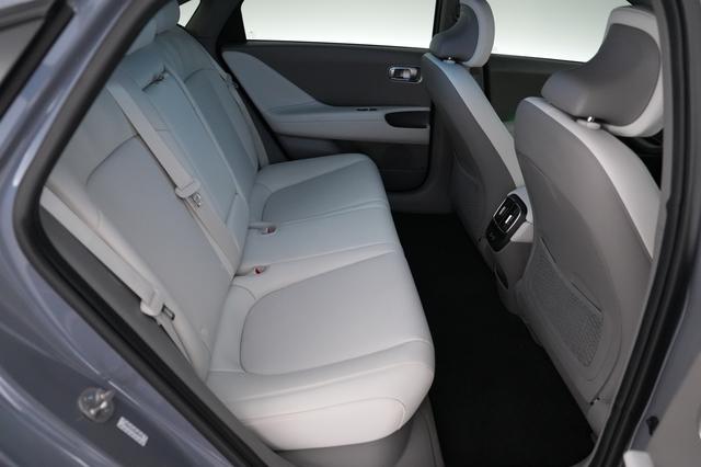 2025 Hyundai IONIQ 6 — photo 4 of 21