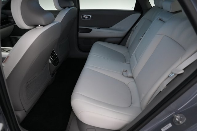 2025 Hyundai IONIQ 6 — photo 17 of 21
