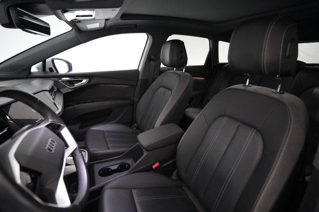 2023 Audi Q4 e-tron — photo 3 of 20