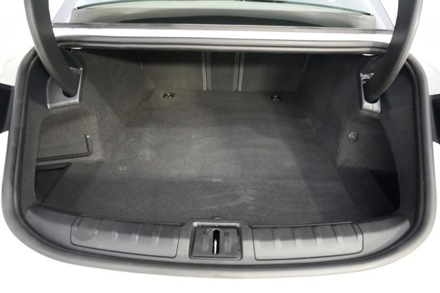 2023 Porsche Taycan — photo 6 of 27