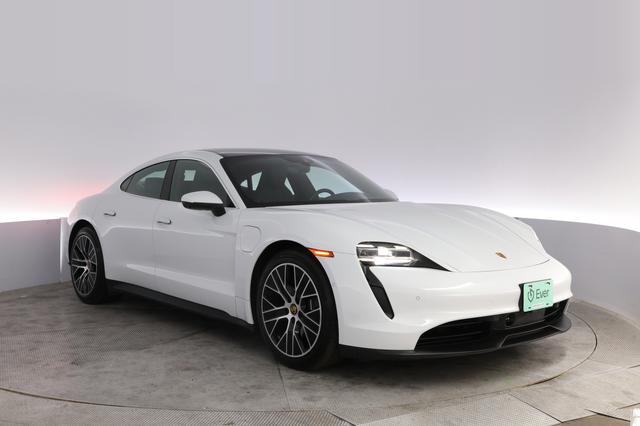 2023 Porsche Taycan — photo 10 of 27