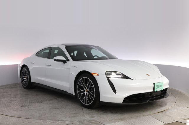 2023 Porsche Taycan — photo 10 of 27