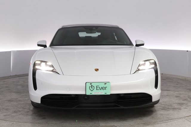 2023 Porsche Taycan — photo 9 of 27