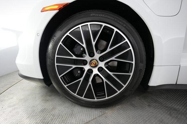 2023 Porsche Taycan