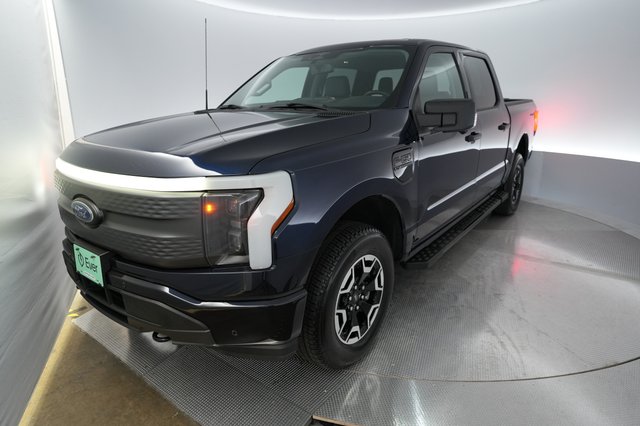 2023 Ford F-150 Lightning — VIN 1FTVW1EL6PWG49449