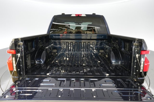2023 Ford F-150 Lightning — photo 6 of 15