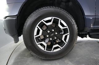 2023 Ford F-150 Lightning — photo 10 of 17