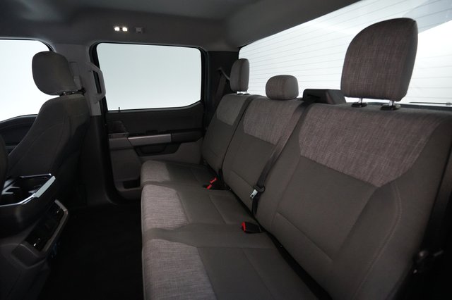 2023 Ford F-150 Lightning — photo 13 of 15