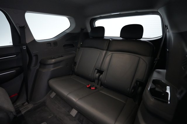 2024 Kia EV9 — photo 18 of 21