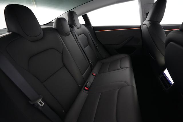 2024 Tesla Model 3 — photo 4 of 21