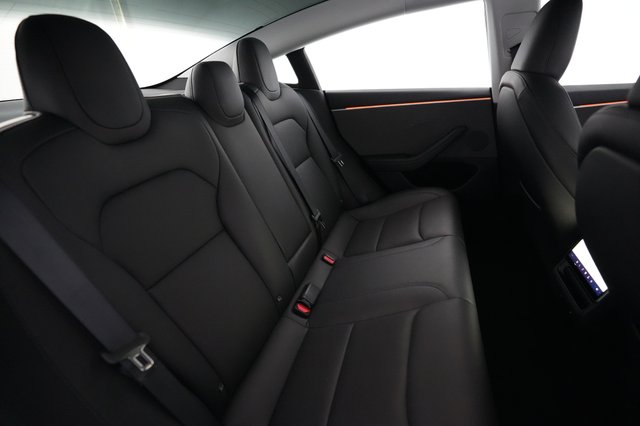 2024 Tesla Model 3 — photo 4 of 21