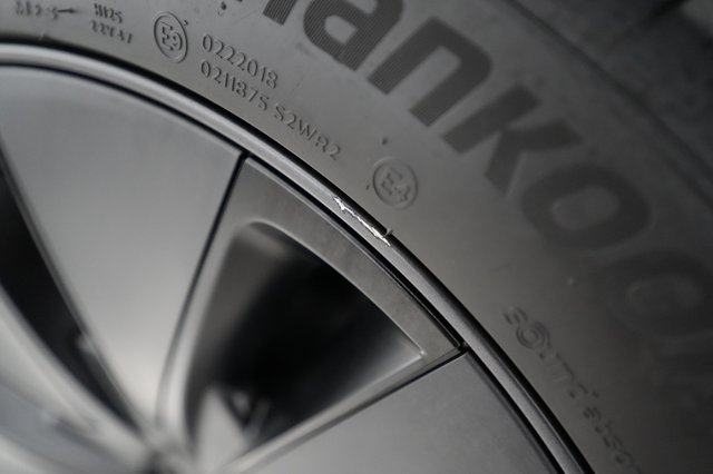 2024 Tesla Model 3 — photo 19 of 21