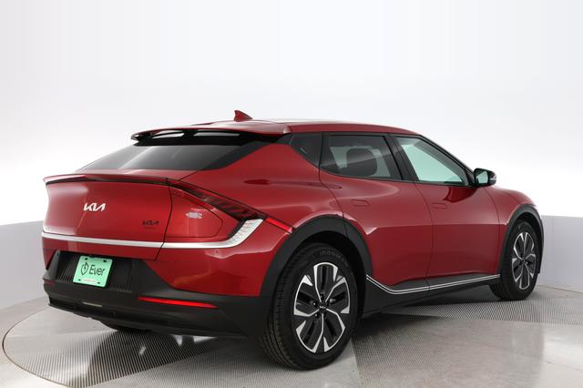 2024 Kia EV6 — photo 2 of 22