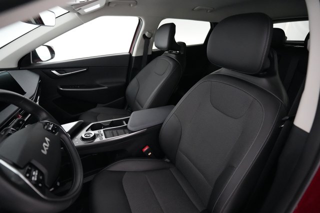 2024 Kia EV6 — photo 3 of 22