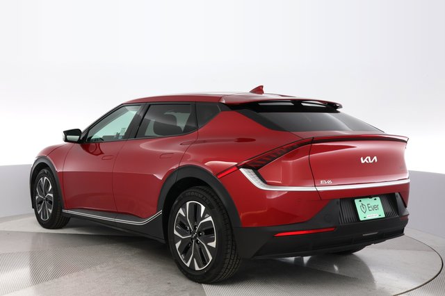 2024 Kia EV6 — photo 11 of 22