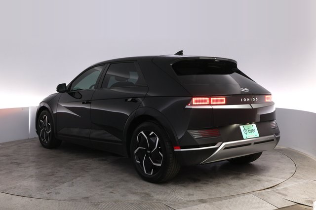 2024 Hyundai IONIQ 5 — photo 13 of 22