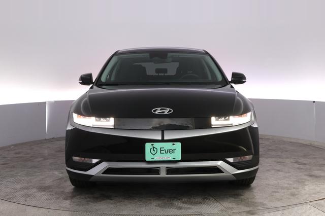 2024 Hyundai IONIQ 5 — photo 9 of 22