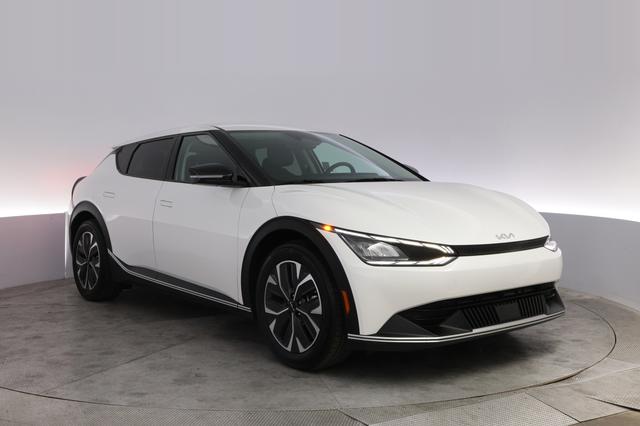 2024 Kia EV6 — photo 10 of 22