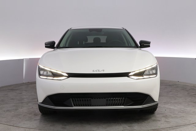 2024 Kia EV6 — photo 9 of 22