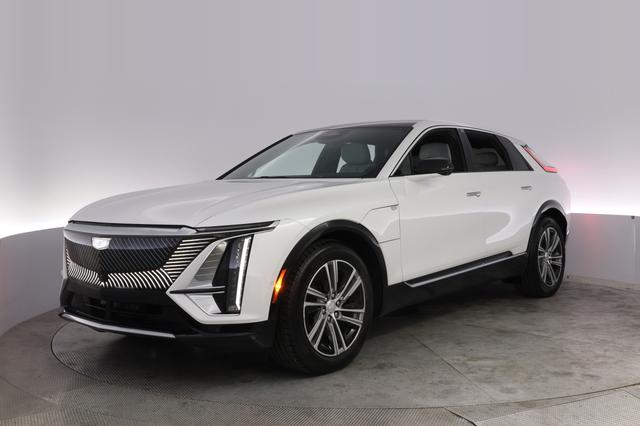 2024 Cadillac Lyriq — VIN 1GYKPPRLXRZ111443