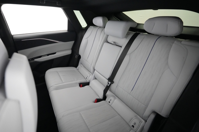 2024 Cadillac Lyriq