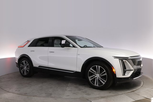 2024 Cadillac Lyriq — photo 11 of 21