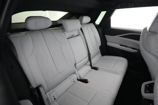 2024 Cadillac Lyriq — photo 4 of 21