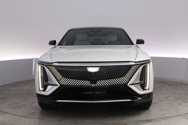 2024 Cadillac Lyriq