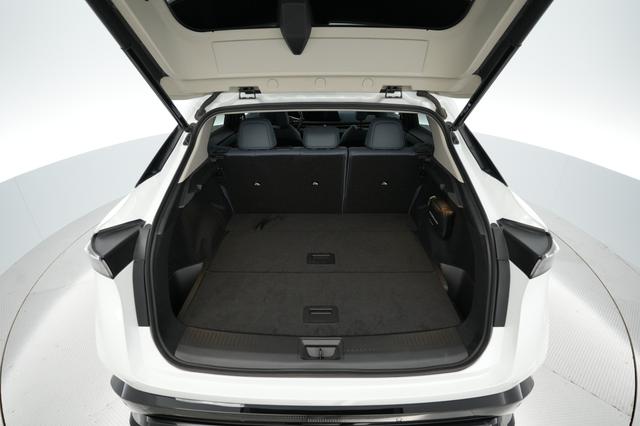 2025 Nissan Ariya — photo 6 of 22