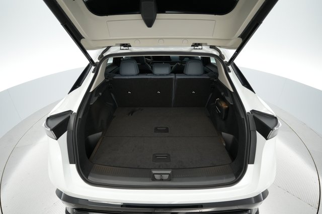 2025 Nissan Ariya — photo 6 of 22