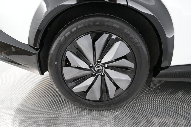 2025 Nissan Ariya — photo 13 of 22