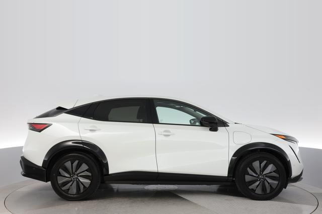 2025 Nissan Ariya — photo 10 of 22