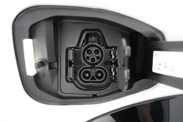 2025 Nissan Ariya — photo 8 of 22