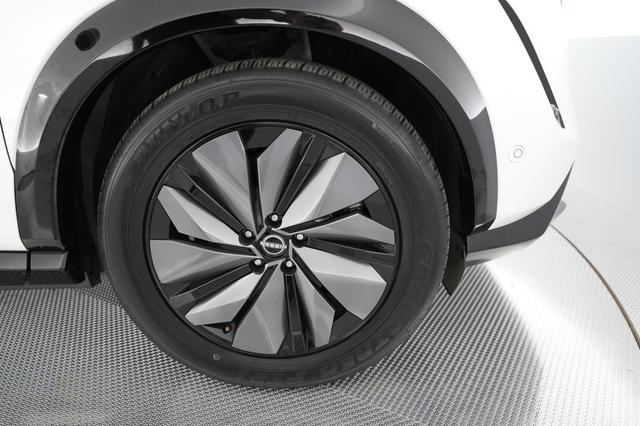 2025 Nissan Ariya — photo 7 of 22
