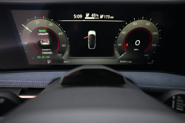 2025 Nissan Ariya — photo 5 of 22
