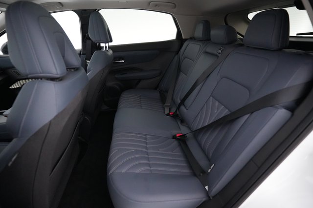2025 Nissan Ariya — photo 17 of 22