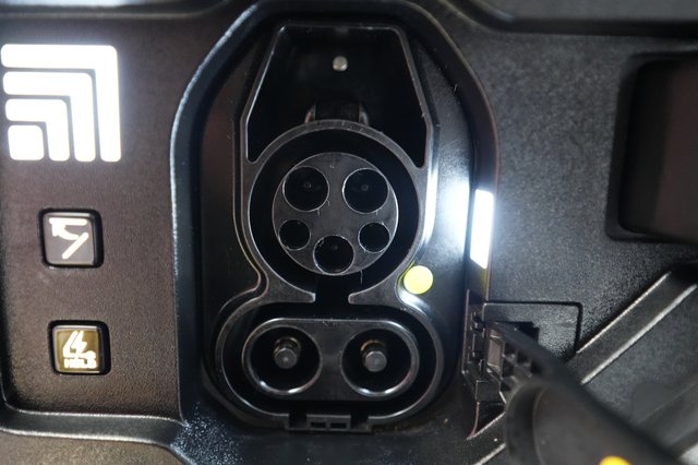 2024 Kia EV9 — photo 8 of 26