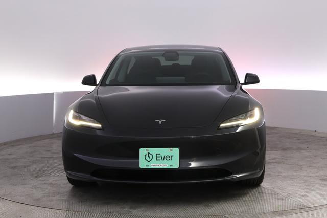 2025 Tesla Model 3 — photo 9 of 24