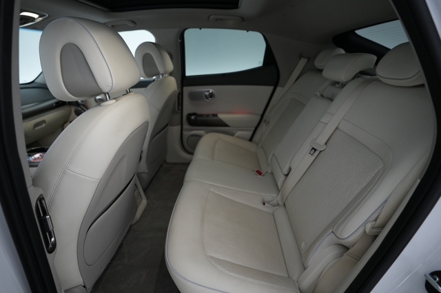 2023 Genesis GV60