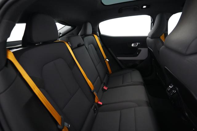 2023 Polestar 2 — photo 4 of 26
