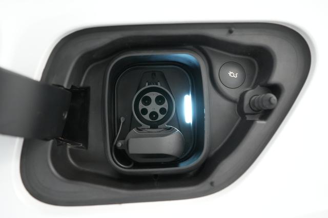 2023 Polestar 2 — photo 8 of 26