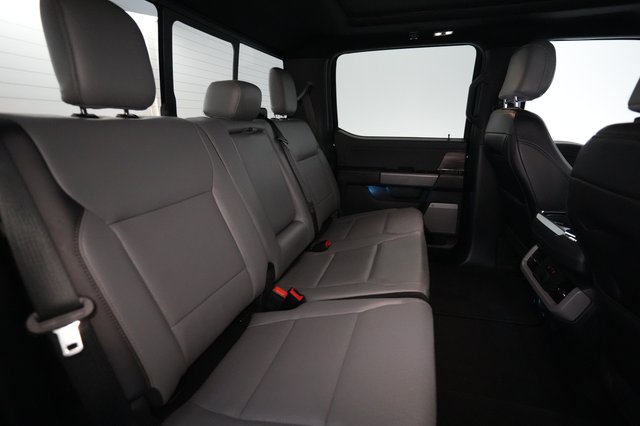 2024 Ford F-150 Lightning — photo 4 of 18