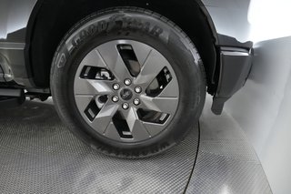 2024 Ford F-150 Lightning — photo 11 of 18