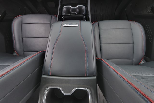 2024 Chevrolet Silverado EV — photo 16 of 18