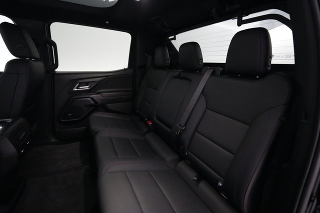 2024 Chevrolet Silverado EV — photo 13 of 18