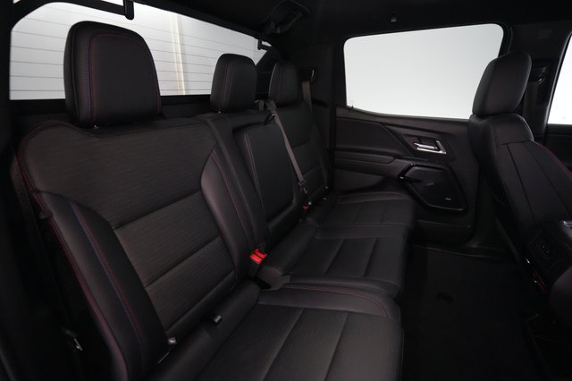 2024 Chevrolet Silverado EV — photo 4 of 18