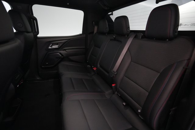 2024 Chevrolet Silverado EV — photo 13 of 18