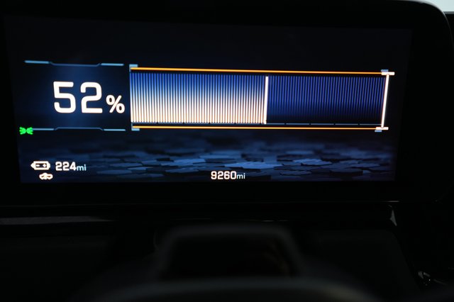 2024 Chevrolet Silverado EV — photo 5 of 18